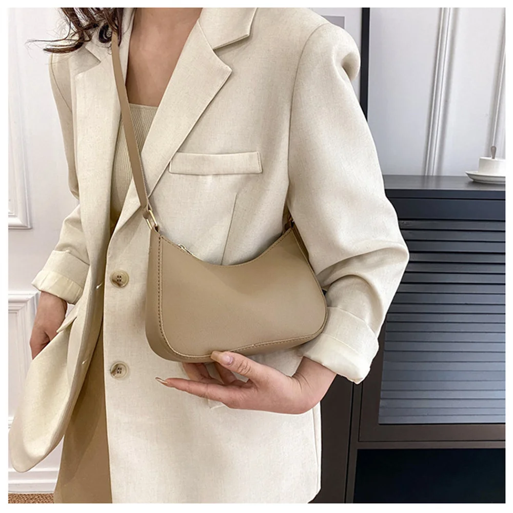 A Fashionable WOMEN'S Bag Underarm Bag for Sale - Image 4